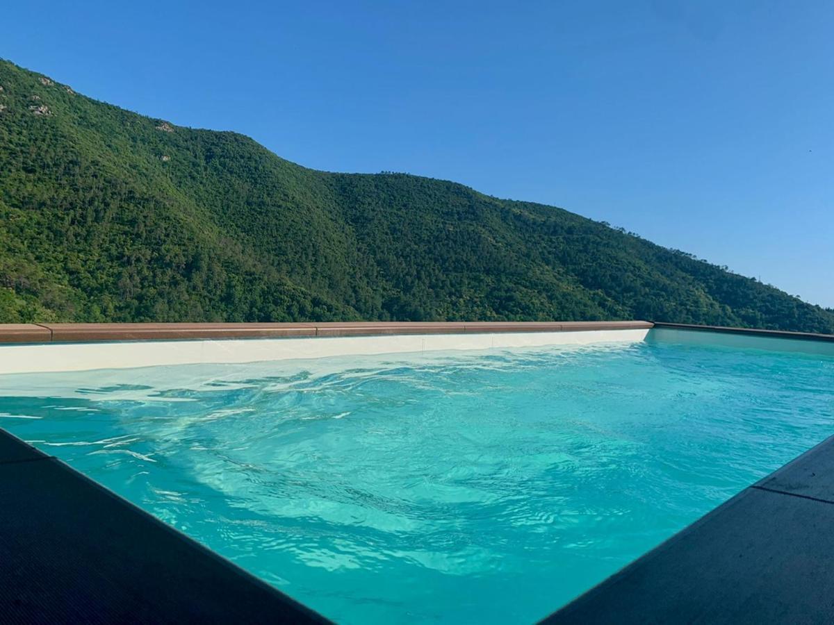 Corner Of Paradise 莫内利亚 外观 照片